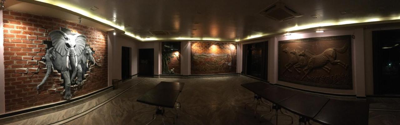 博尔普尔 低语森林旅馆酒店 外观 照片